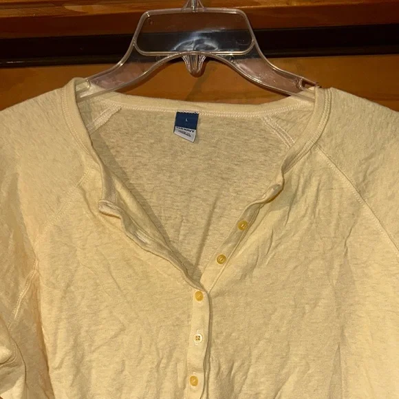 Old Navy Yellow Long Sleeve Buttoned Blouse - Picture 2 of 5